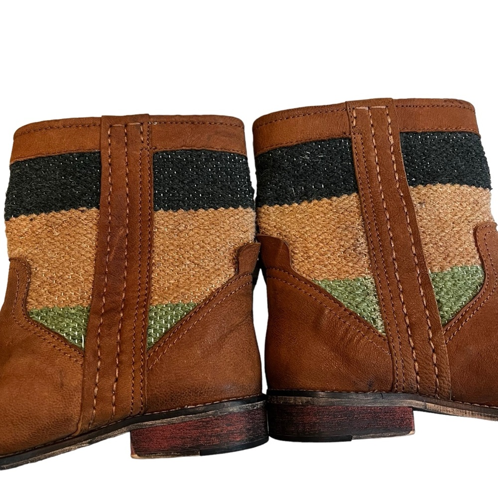 Seychelles Cowboy Leather and Woven Fabric Boots, Sz 10 - Picture 10 of 12